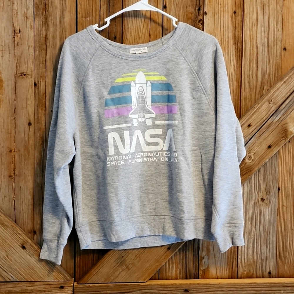 Ladies Grey NASA sweatshirt Size M
